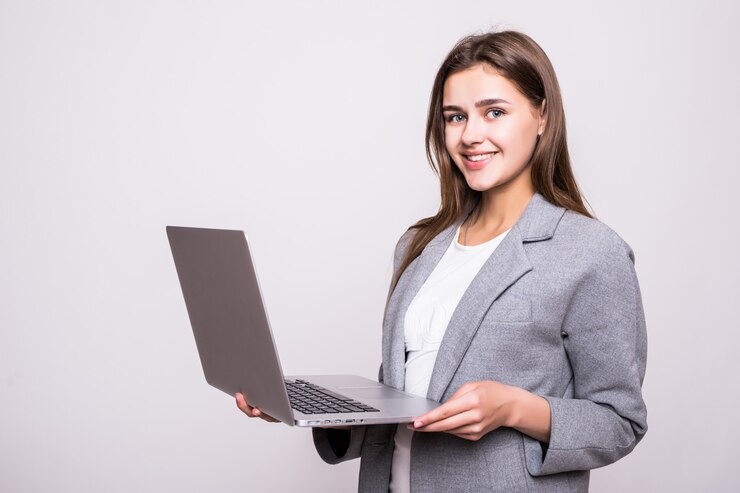Adapting to the Digital Age: The Evolution of MBA Curriculum in Online Platforms